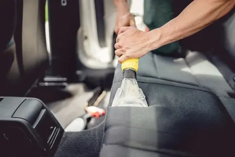 lavage auto à domicile Montfort-sur-Meu-5